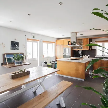 Ferrel Surf House Ostello